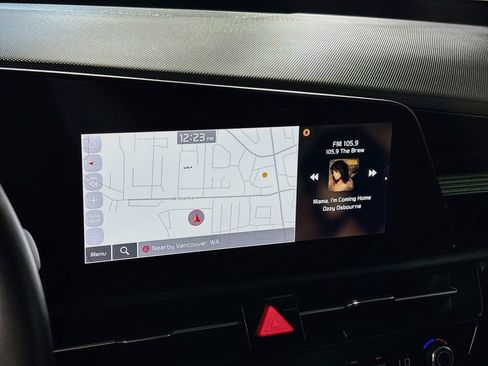Certified 2023 Kia Niro FWD image 17