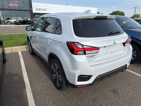 Used 2025 Mitsubishi Outlander Sport SE AWD/4WD image 4