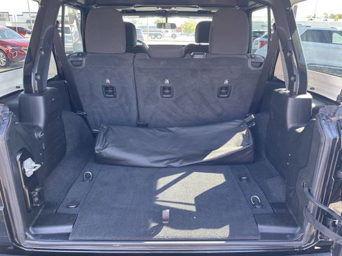 Used 2023 Jeep Wrangler Unlimited Sport image 5