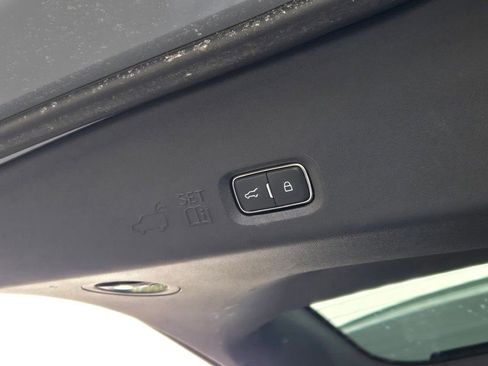 Certified 2025 Ford Expedition Active AWD/4WD image 21