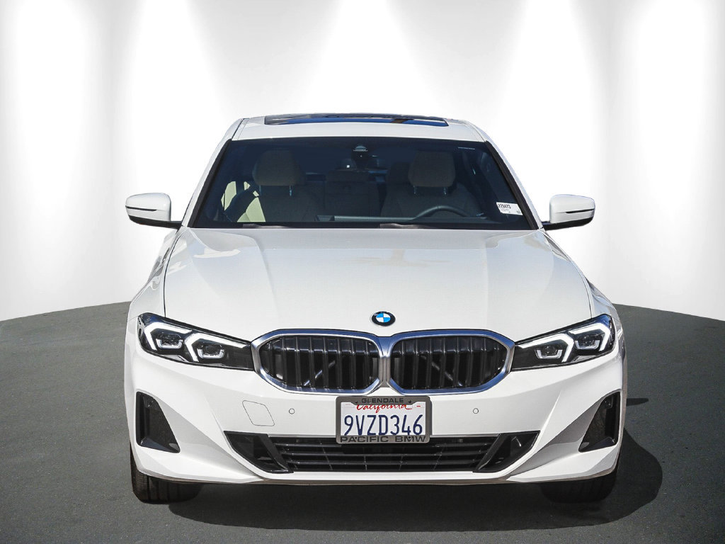 Used 2026 BMW 330i Sedan w/ Convenience Package RWD image 2