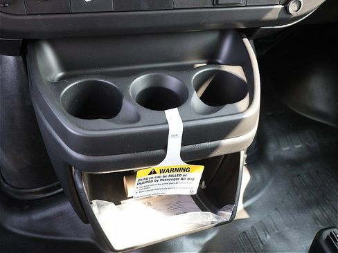 New 2025 Chevrolet Express 2500 w/ Communications Package RWD image 33