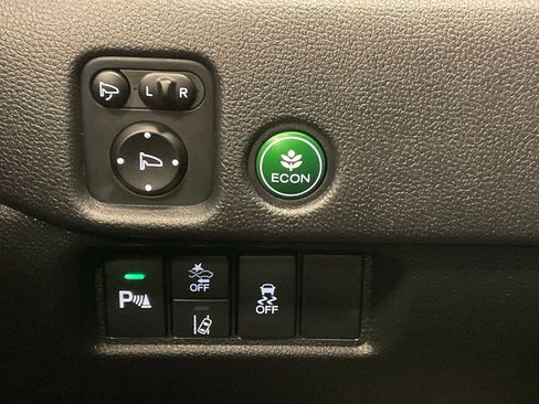 Used 2021 Honda Pilot Black Edition image 13