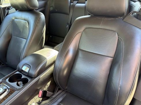 Used 2010 Jaguar XK Base image 13