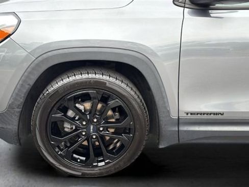 Used 2020 GMC Terrain SLT w/ Preferred Package image 34