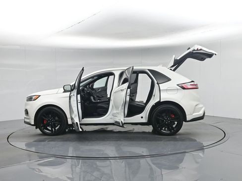 Used 2020 Ford Edge ST w/ Equipment Group 401A image 40