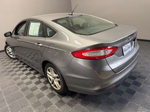 Used 2014 Ford Fusion SE FWD image 12