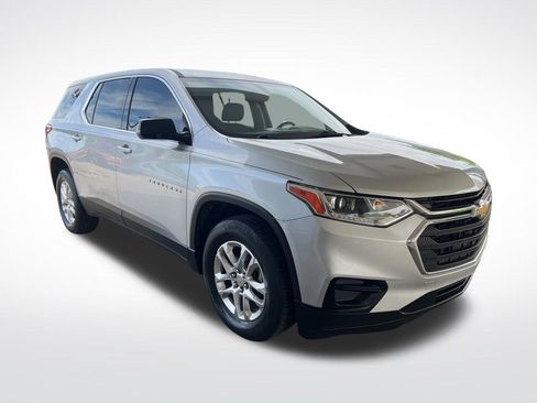 Used 2019 Chevrolet Traverse LS w/ LPO, Floor Liner Package AWD/4WD image 3