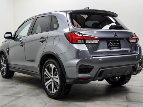 Used 2024 Mitsubishi Outlander Sport ES AWD/4WD image 11