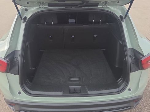 Used 2024 Chevrolet Trax RS w/ Driver Confidence Package image 6