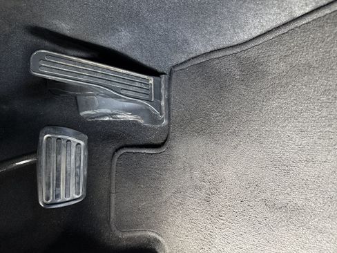Used 2020 Chevrolet Camaro SS RWD image 17