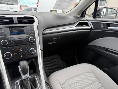 Used 2016 Ford Fusion S FWD image 26