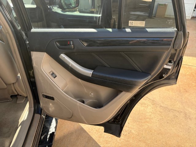 Used 2007 Toyota 4Runner Limited AWD/4WD image 10