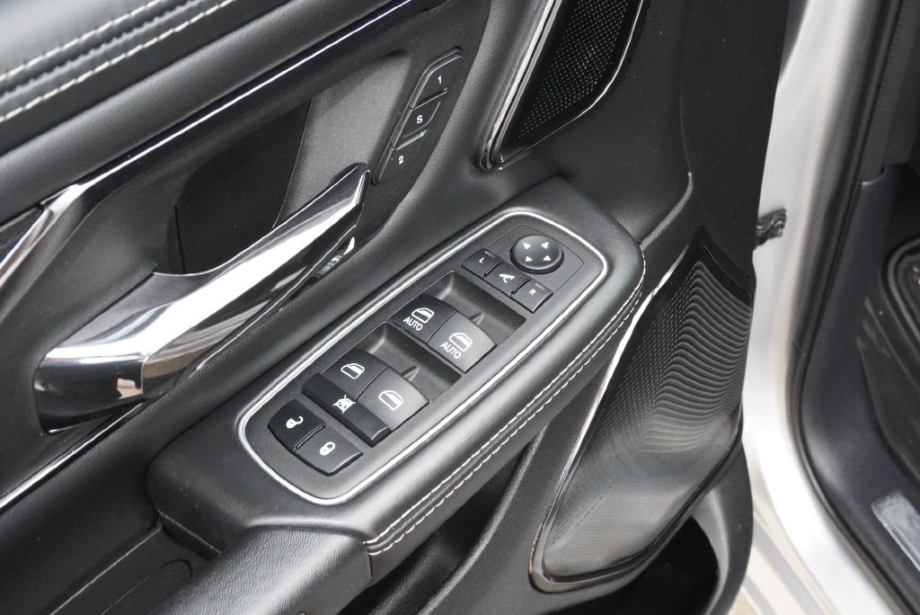 Used 2024 RAM 1500 Limited AWD/4WD image 32