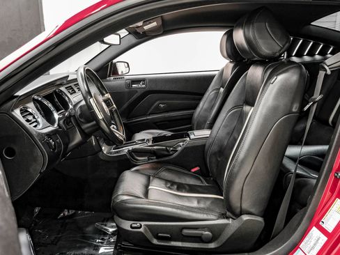 Used 2013 Ford Mustang GT Premium w/ Electronics Pkg image 39