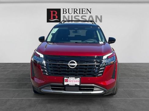 New 2026 Nissan Pathfinder Platinum w/ Cargo Package AWD/4WD image 8