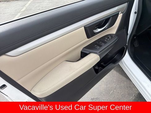 Used 2021 Honda CR-V LX image 10