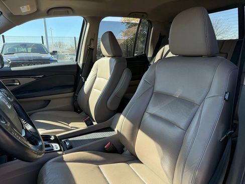 Used 2019 Honda Ridgeline RTL-E image 12