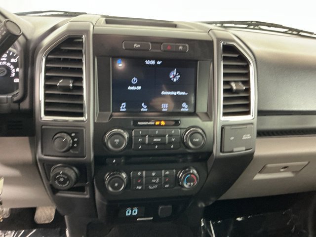 Used 2016 Ford F150 XLT w/ Equipment Group 302A Luxury AWD/4WD image 18