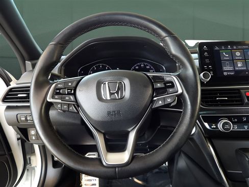 Used 2021 Honda Accord Sport image 16