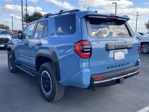 New 2026 Toyota 4Runner TRD Off-Road Premium image 8