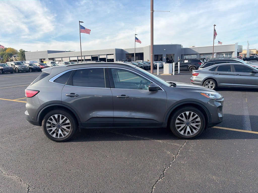 Used 2021 Ford Escape Titanium AWD/4WD image 8
