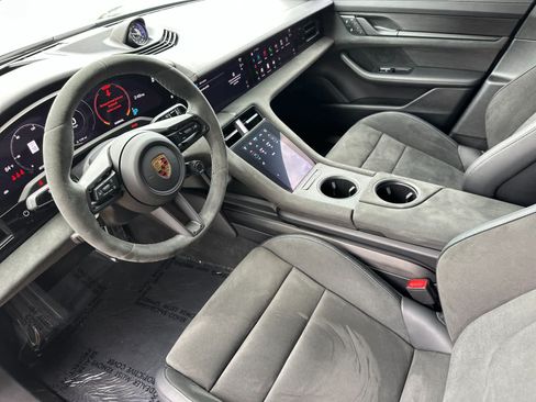 Certified 2023 Porsche Taycan GTS AWD/4WD image 4