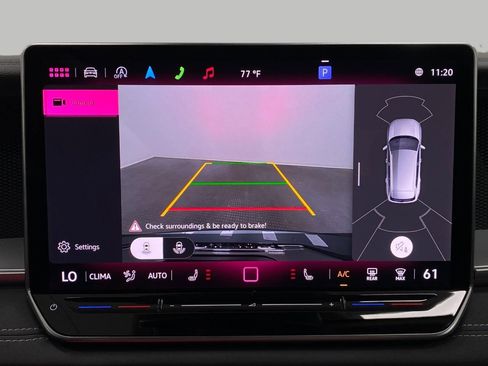 New 2025 Volkswagen Tiguan SE image 23