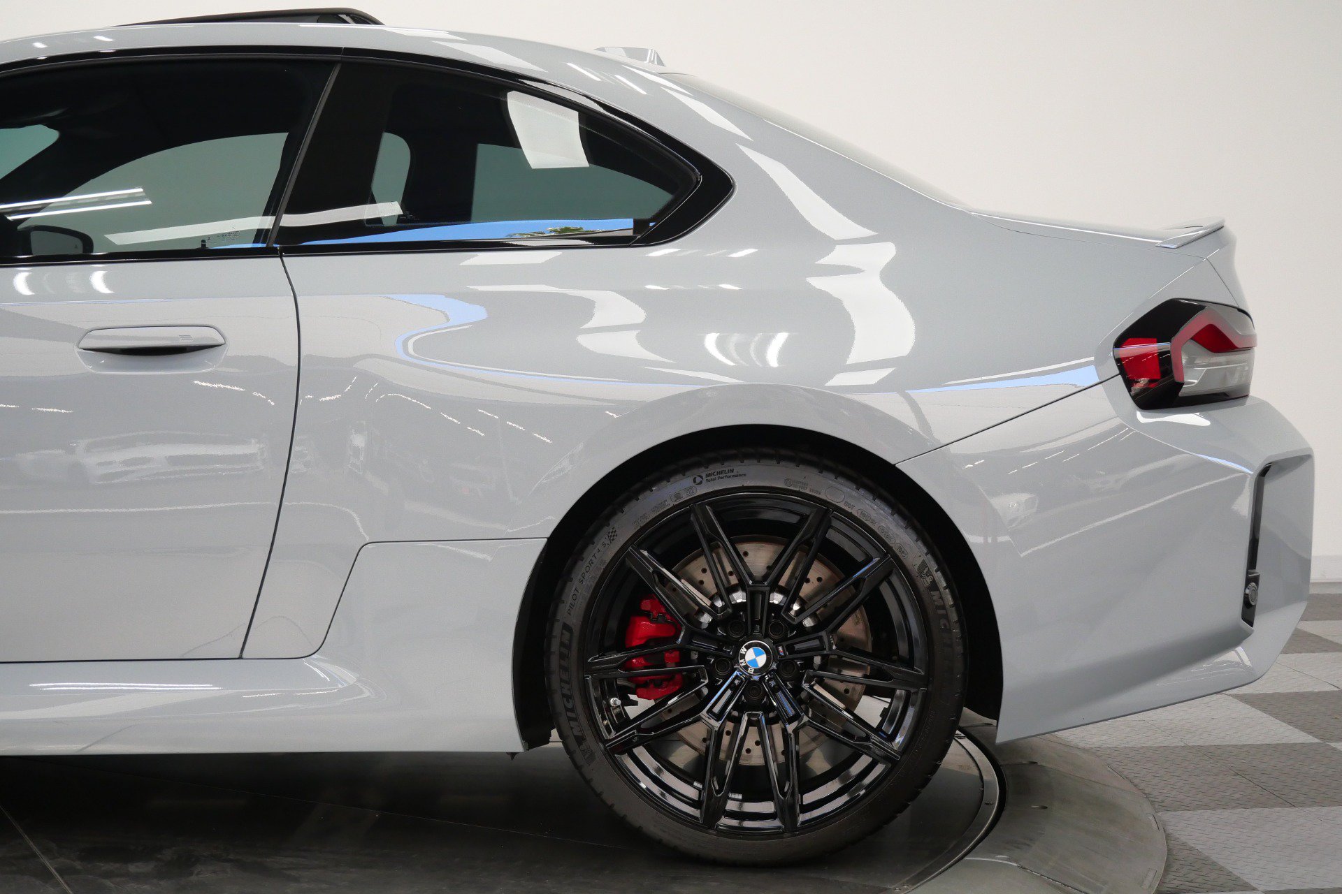Used 2026 BMW M2 w/ Lighting Package RWD image 49