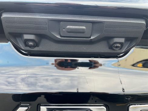 Used 2024 Chevrolet Silverado 1500 LT image 26