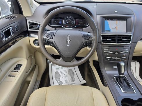 Used 2016 Lincoln MKT AWD w/ Equipment Group 201A image 16