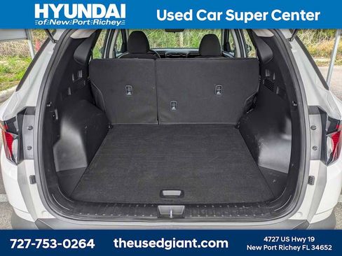 Used 2024 Hyundai Tucson SE FWD image 12