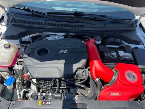 Used 2022 Hyundai Veloster N FWD image 16