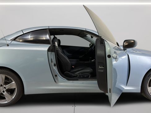 Used 2010 Lexus IS 350C RWD image 33