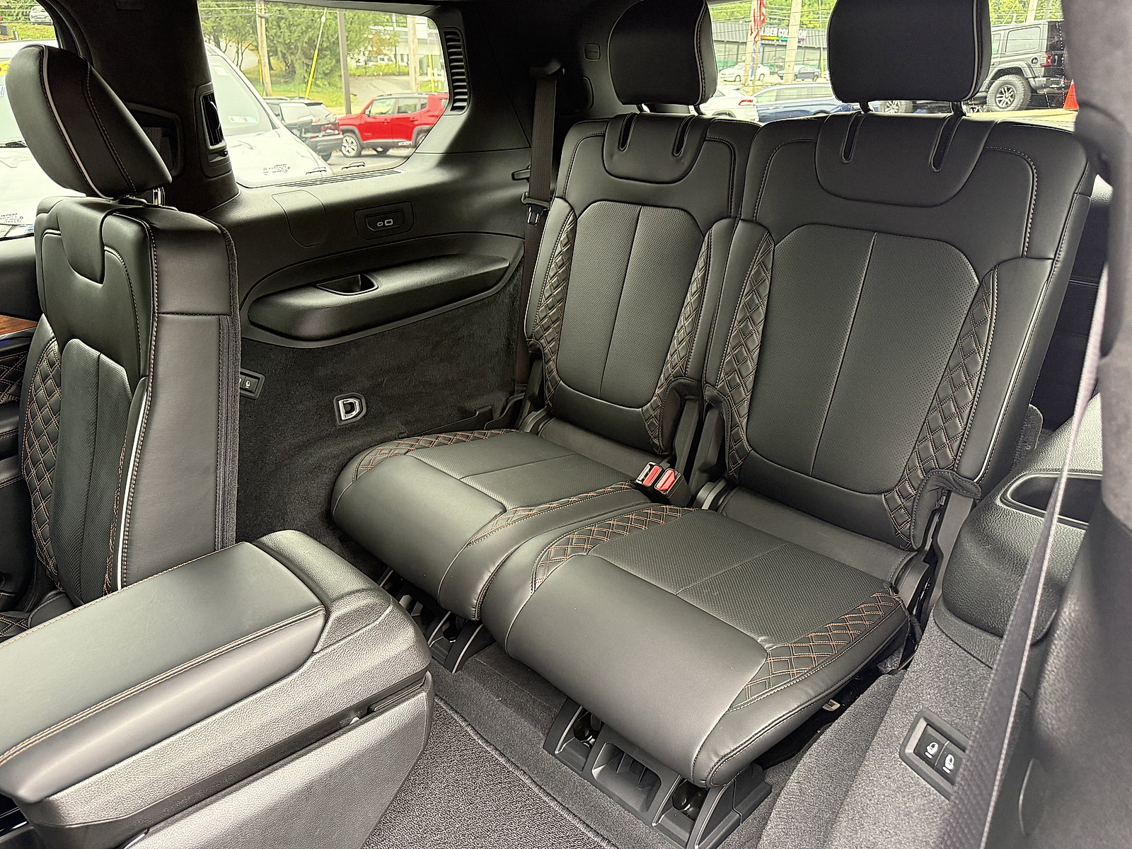 Certified 2025 Jeep Grand Cherokee L Summit AWD/4WD image 23