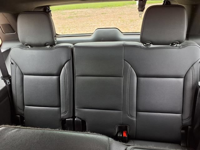Used 2024 Chevrolet Tahoe LT AWD/4WD image 24