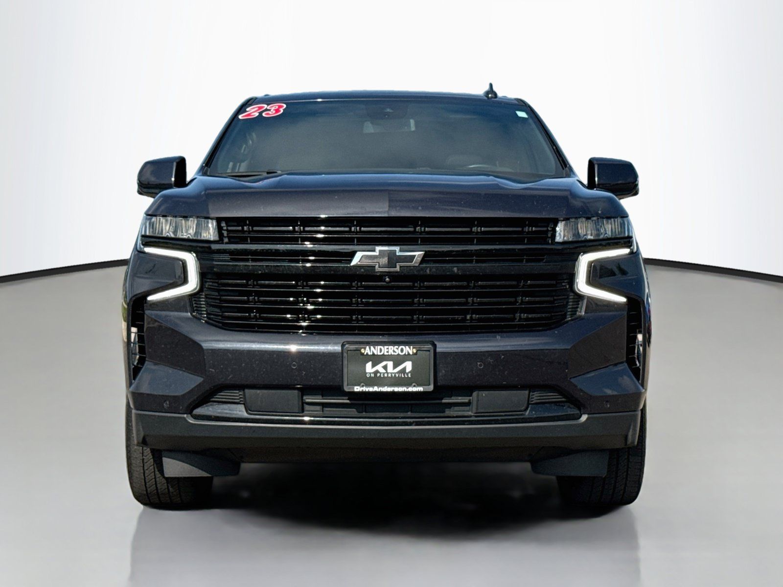 Used 2023 Chevrolet Tahoe RST w/ Luxury Package AWD/4WD image 2