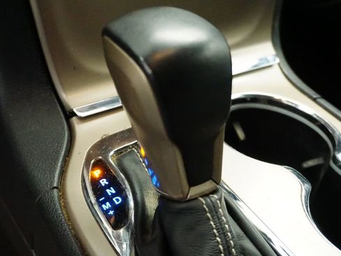 Used 2017 Jeep Grand Cherokee Limited w/ Trailer Tow Group IV image 33