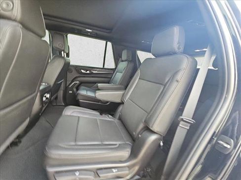 Used 2024 GMC Yukon Denali AWD/4WD image 17