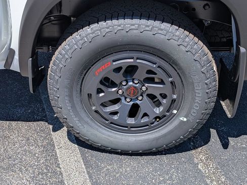 New 2026 Nissan Frontier PRO-4X w/ Pro Premium Package AWD/4WD image 13