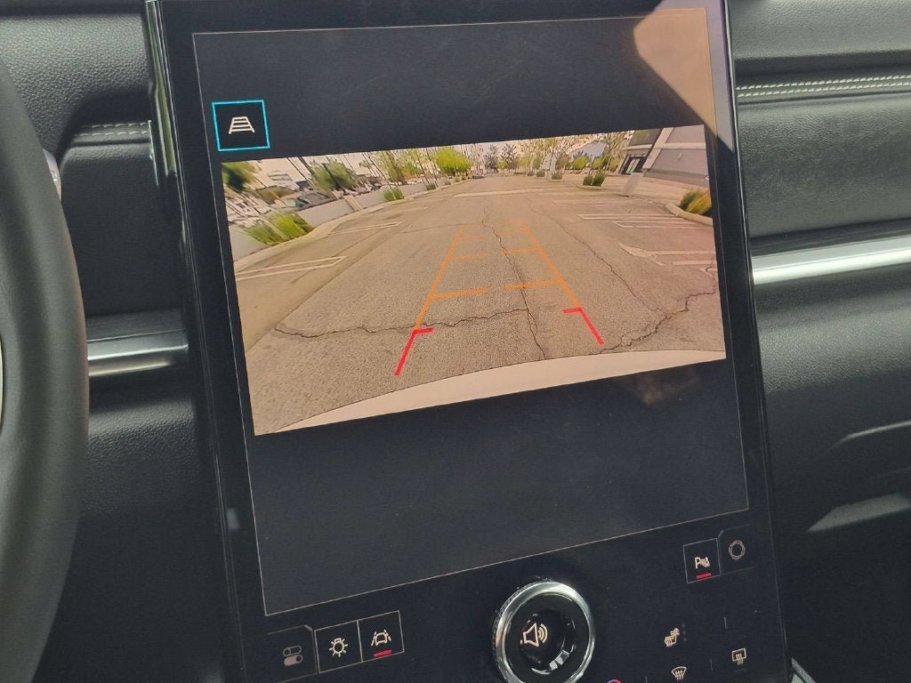 Used 2026 GMC Terrain Elevation FWD image 18
