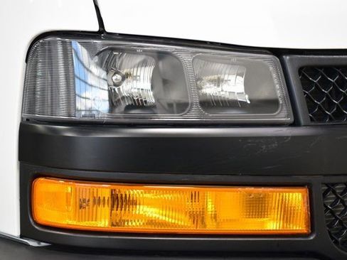 New 2025 Chevrolet Express 3500 w/ Power Convenience Package RWD image 6
