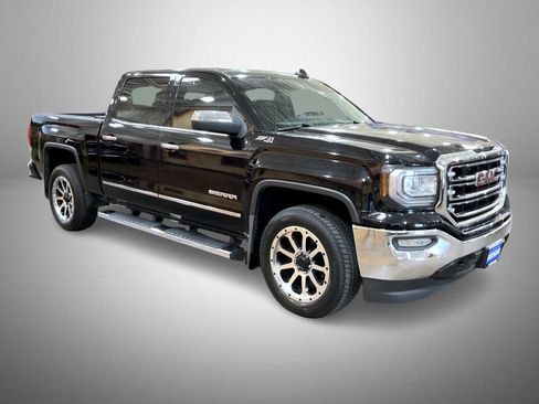 Used 2018 GMC Sierra 1500 SLT w/ SLT Premium Package AWD/4WD image 3