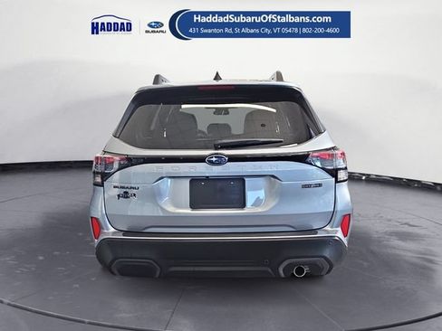 Certified 2025 Subaru Forester Limited AWD/4WD image 4