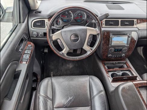Used 2014 GMC Yukon Denali AWD/4WD image 10