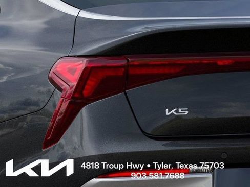 New 2026 Kia K5 LXS FWD image 11