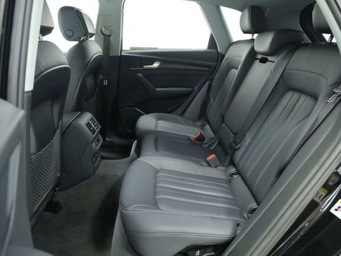 Used 2023 Audi Q5 2.0T Premium w/ Convenience Package image 35