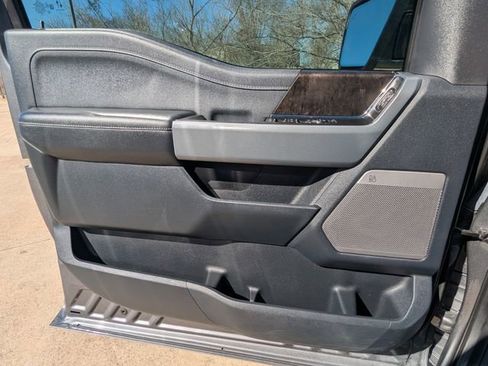 Used 2022 Ford F150 Lariat w/ Equipment Group 502A High image 14