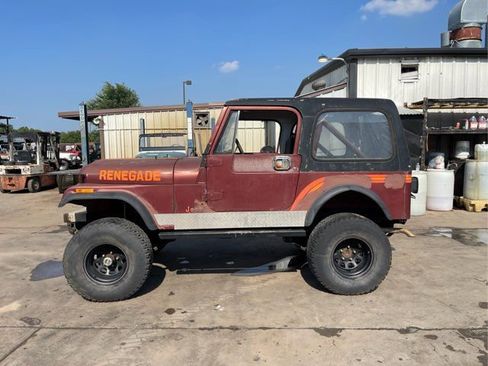 Used 1986 Jeep CJ 7 image 2