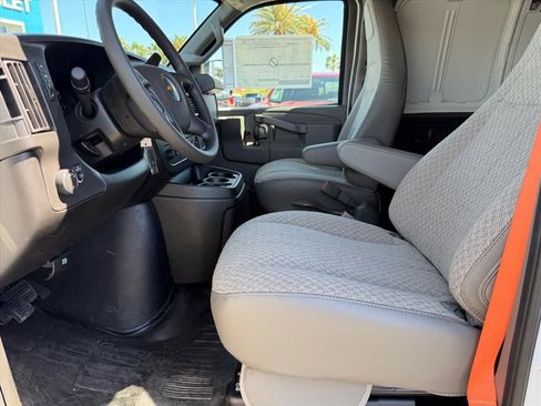 New 2026 Chevrolet Express 2500 RWD image 5